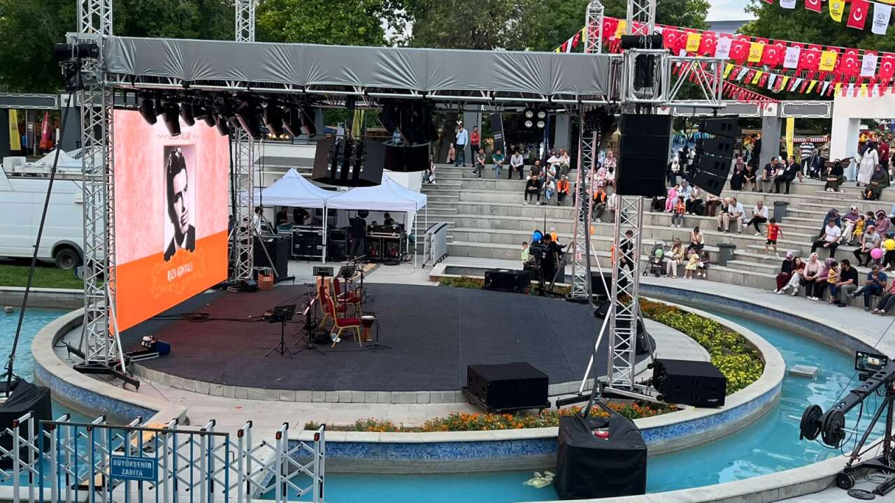 31 ilçe birden Konya’nın göbeğine taşındı 6